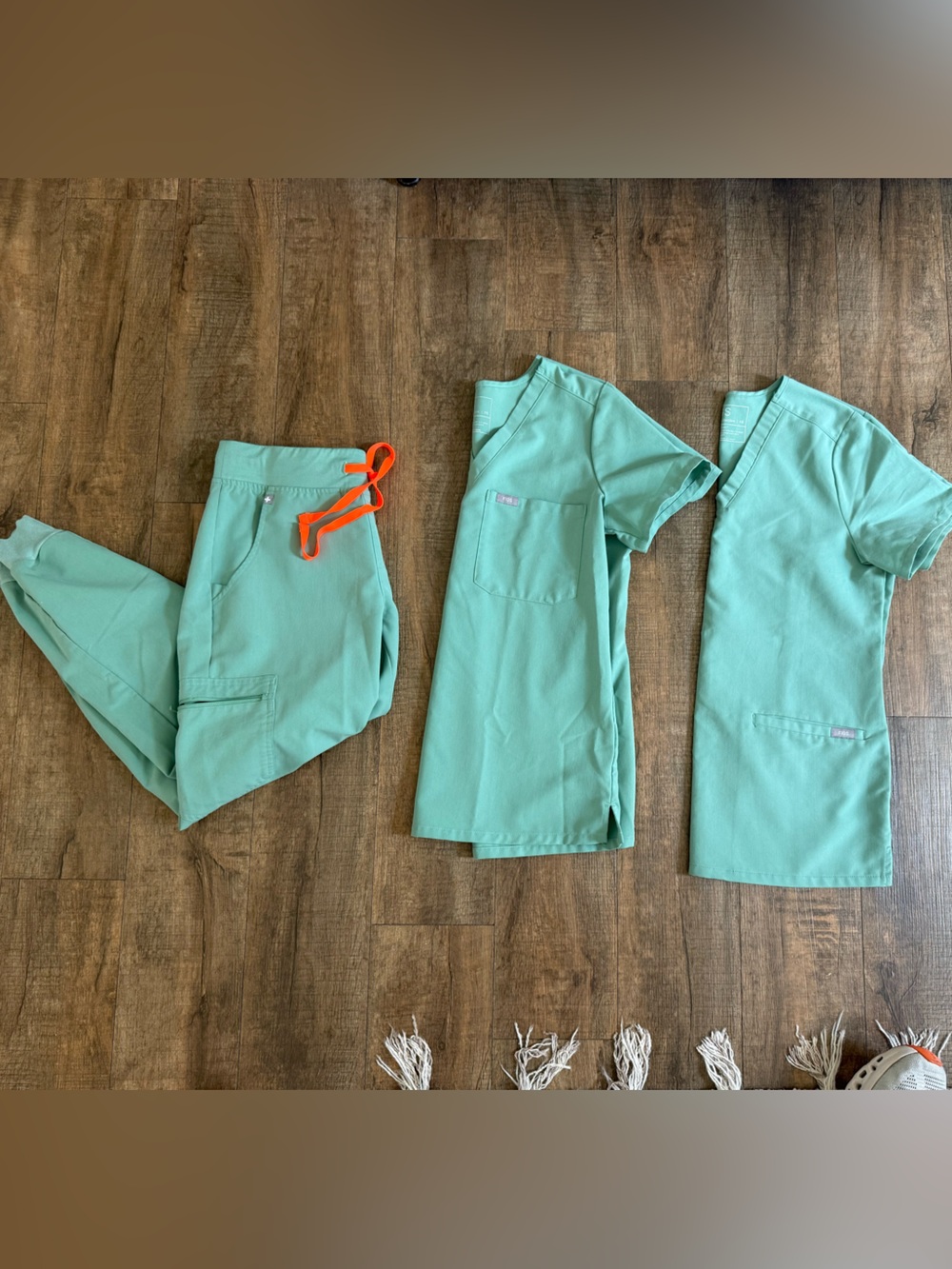 Women’s surgical green scrub set